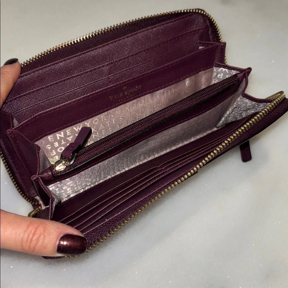 Kate Spade Leather Zippy Wallet